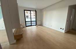 Apartament cu priveliste in complexul Park Lake!