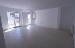 Finisaje noi, parcare, etaj intermediar, zona Eroilor