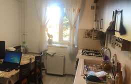 Apartament 2 camere, 36 mp, etaj intermediar, zona Hotel Royal!