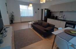 Apartament de lux, etaj intermediar, parcare, zona Terra