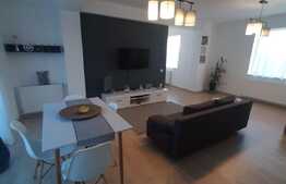 Apartament de lux, etaj intermediar, parcare, zona Terra