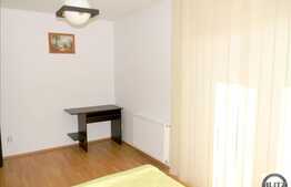 3 camere de vanzare, terasa 37 mp, 100 mp pe bloc,  loc de parcare!