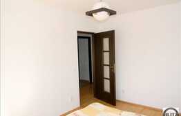 3 camere de vanzare, terasa 37 mp, 100 mp pe bloc,  loc de parcare!