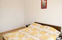 3 camere de vanzare, terasa 37 mp, 100 mp pe bloc,  loc de parcare!