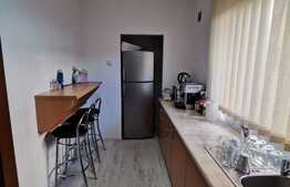 Un apartament perfect pentru sediu de firma, 3 camere, zona Titulescu!