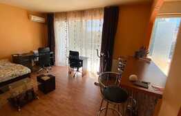 OPORTUNITATE! Apartament 1 camera, intermediar, parcare, Eroilor