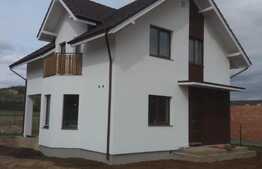 Casa individuala de 120 mp, teren de 540 mp, Luna de Sus!