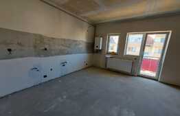 Oportunitate!Apartament cu 3 camere, 2 bai, 66 mp, balcon de 12 mp, zona Terra!