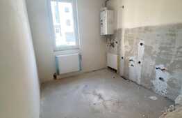 Apartament in Baciu, 51 mp+33 mp de terasa, zona Restaurant Regal , cu acord de spatiu comercial !! 