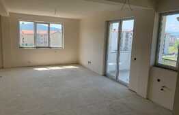 Apartament 2 camere, 50 mp, CF, balcon, zona strazii Tineretului!