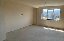 Apartament 2 camere, 50 mp, CF, balcon, zona strazii Tineretului!
