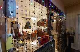 Apartament 3 camere, 92 mp, semidecomandat, zona Ambient