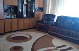 Apartament 4 camere, 93 mp, decomandat, zona FSEGA!