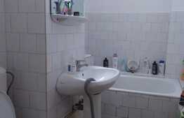 Apartament 4 camere, 93 mp, decomandat, zona FSEGA!