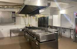 Spatiu alimentatie publica, 140 mp, complet utilat pentru catering