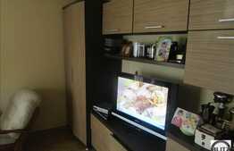 Vanzare 2 camere, decomandat, 54 mp plus 10 mp balcon, zona Urusagului!