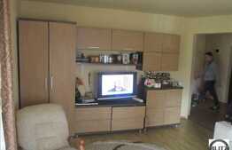 Vanzare 2 camere, decomandat, 54 mp plus 10 mp balcon, zona Urusagului!