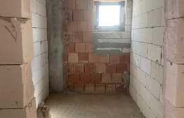 Apartament in vila, la 3 minute de Vivo!