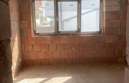 Apartament in vila, la 3 minute de Vivo!