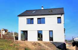 Casa individuala 280 mp utili, 586 teren, garaj, cartier Sopor!