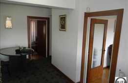 La 5 minute de Centru! 3 camere de inchiriat!