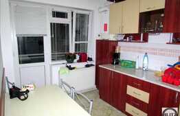 2 camere, 46 mp, semidecomandat, etaj intermediar, zona Catedralei