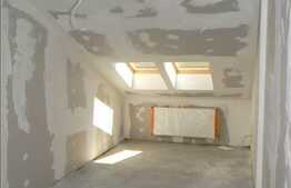 Apartament de vanzare cu 3 camere,  82 mp utili