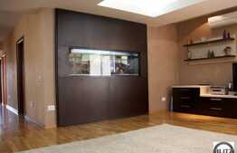 Oferta apartament cu 4 camere, suprafata utila generoasa