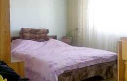 Vanzare mansarda inalta 2 camere semidecomandate, 60 mp, recent renovat