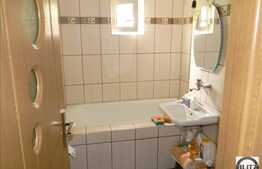 Apartament de vanzare cu 3 camere, 66 mp utili + balcon 5 mp