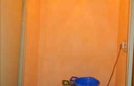 Vanzare 2 camere, zona Pietei Mihai Viteazul, loc de parcare in curte interioara