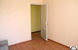 De vanzare apartament cu 3 camere + terasa 100 mp