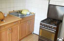 Vanzare 3 camere, 64 mp in  bloc izolat termic, boxa la subsol inclusa in pret