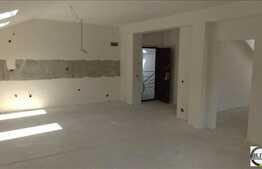 Vanzare mansarda, 57 mp, zona Florilor! Garaj subteran, boxa depozitare!