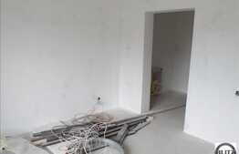 Apartament de vanzare,in zona Piata Fraternitatii, 3 camere, 92 mp. Semifinisat!