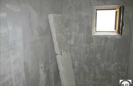 Apartament de vanzare,in zona Piata Fraternitatii, 3 camere, 92 mp. Semifinisat!