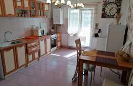 Apartament 2 camere, decomandat, modern, 58mp, zona UMF