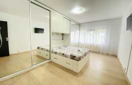 Apartament cu 2 camere, 65 mp, decomandat, parcare, zona The Office