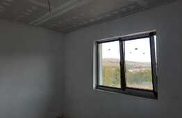 De vanzare casa tip duplex, 122 mp utili, 400 mp teren,Chinteni,pozitie foarte buna