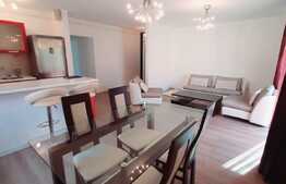Apartament de lux, etaj intermediar, dressing, parcare, zona Teilor