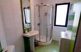 Apartament de lux, etaj intermediar, dressing, parcare, zona Teilor