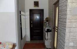 Apartament mobilat si utilat, 2 balcoane, boxa la subsol!