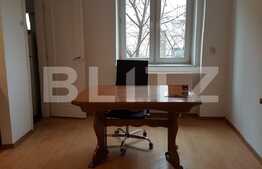 Apartament cu 5 camere, 105 mp, de locuit/spatiu comercial, zona P-ta Cipariu