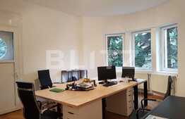 Apartament cu 5 camere, 105 mp, de locuit/spatiu comercial, zona P-ta Cipariu