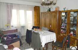 4 cam decomandate! Zona Plopilor!