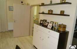 Vanzare 3 camere, 73 mp, etaj intermediar, zona Florilor