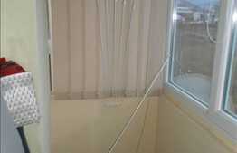 Vanzare 3 camere, 73 mp, etaj intermediar, zona Florilor