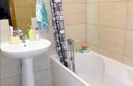 Apartament cu 3 camere, 112 mp, partial mobilat la pret OPORTUN