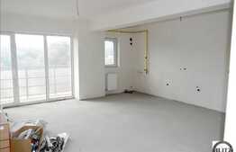 Vanzare 3 camere decomandate, 100 mp, semifinisat