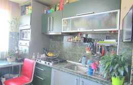 Apartament 2 camere, 44 mp, decomandat, zona Hotel Paradis